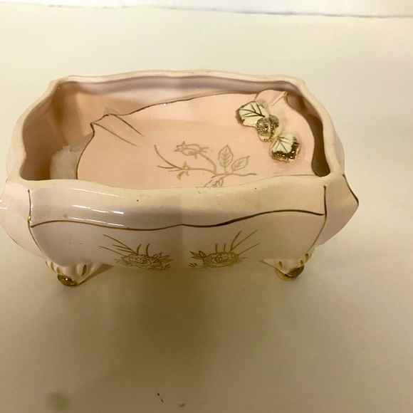 Light Pink Porcelain Vintage Cigarette Box With 2 Matching Ashtrays - Picture 4 of 12